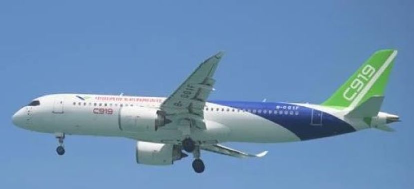 中国国产大飞机C919正式执飞国际商业航线。