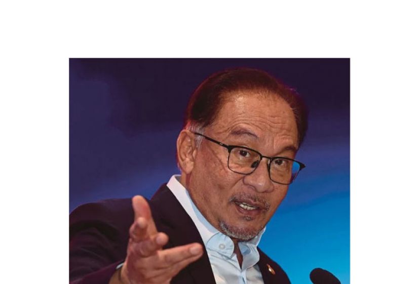 拿督斯里安华。