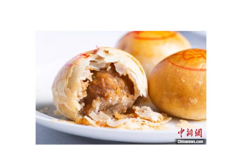 沪上老字号新雅的藤椒月饼。