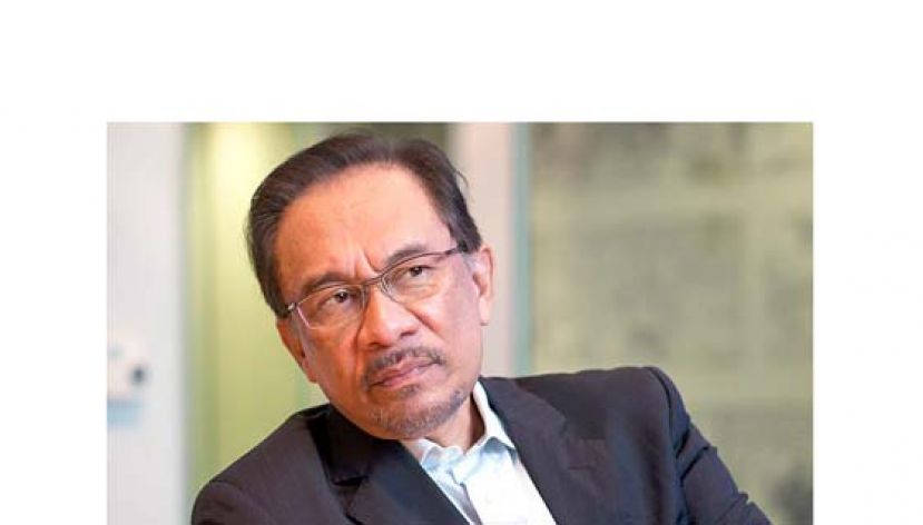 拿督斯里安华。