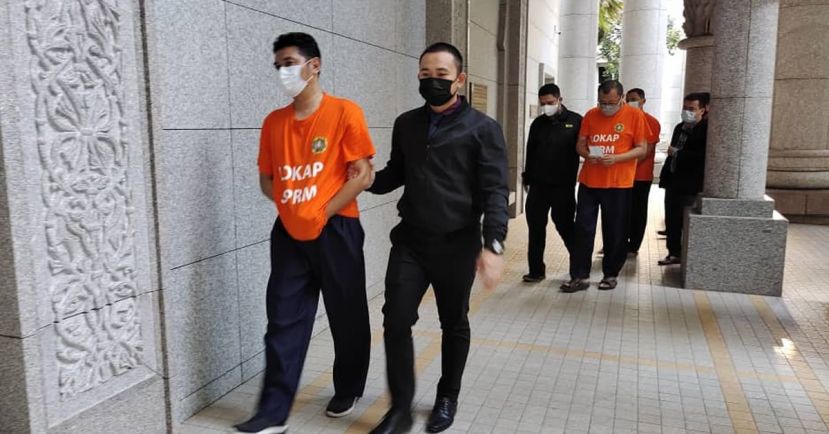 涉嫌朝圣之旅代理分配航班座位配额收贿