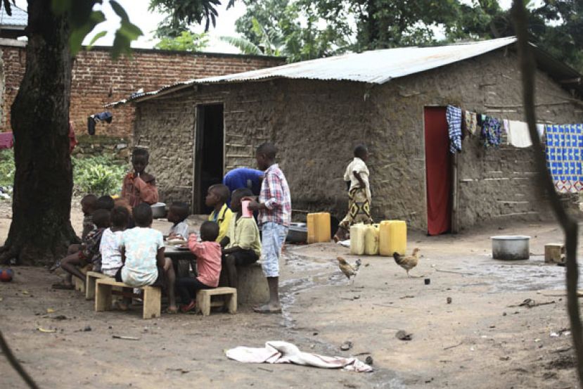 刚果民主共和国东部长年受暴力武装组织威胁。