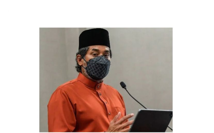 卫生部长凯里。