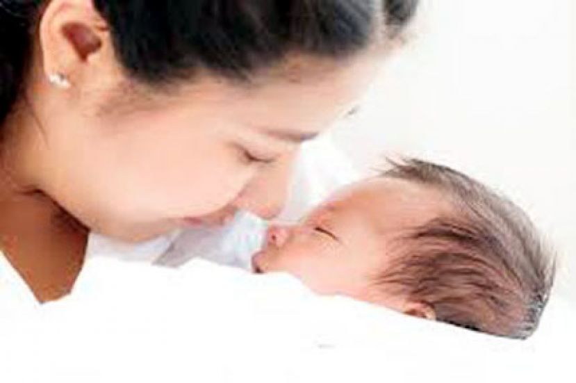 酒精影响宝宝大脑  哺乳应避酒精