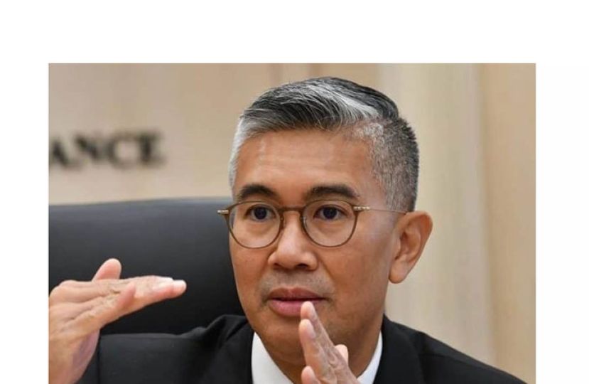 东姑扎富睿。