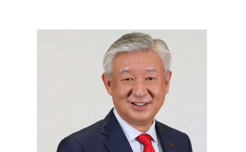丹斯里卢成全。