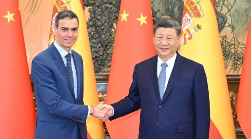 习近平会见桑切斯。