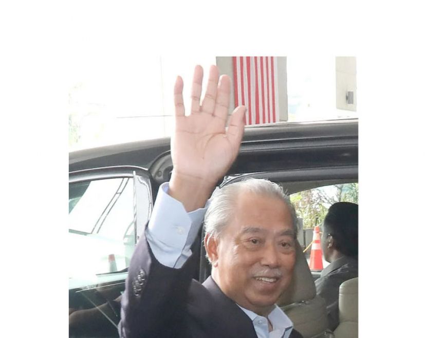 丹斯里慕尤丁。