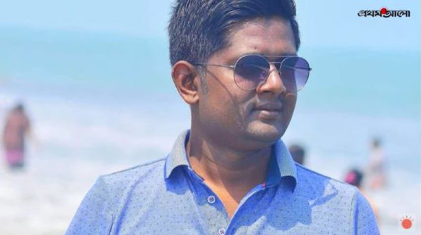 孟加拉记者沙姆斯因报导国内物价飙涨，遭便衣警察至家中将他逮捕。