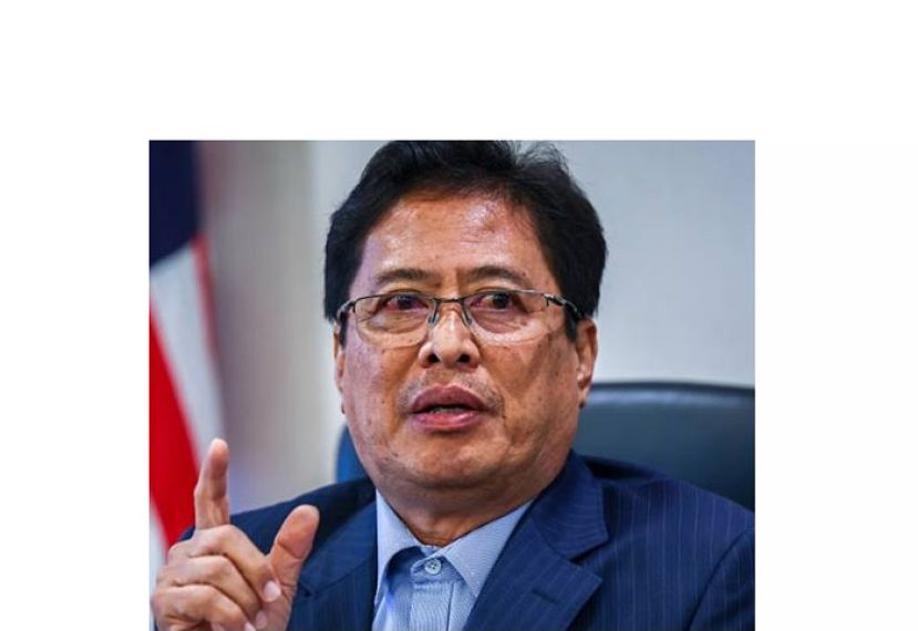 丹斯里阿占巴基。