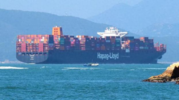 国际航运巨头继续暂停红海航运　引全球通胀担忧