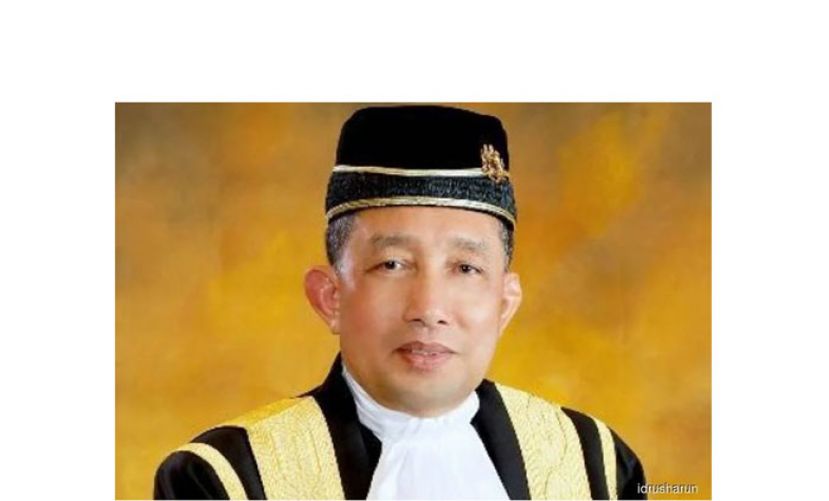 丹斯里依德鲁斯。