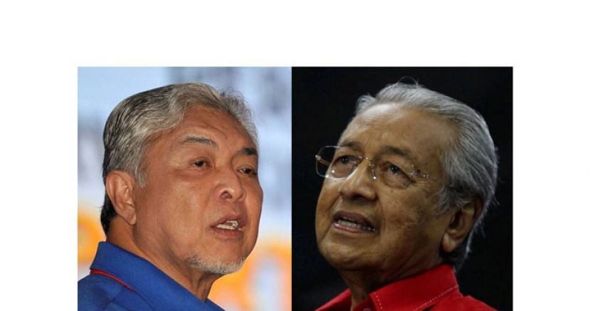 阿末扎希（左）与敦马哈迪（右）。