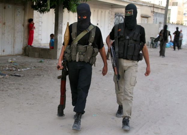 哈玛斯发动袭击前，有指挥官想送学生到伊朗学习爆炸工程。