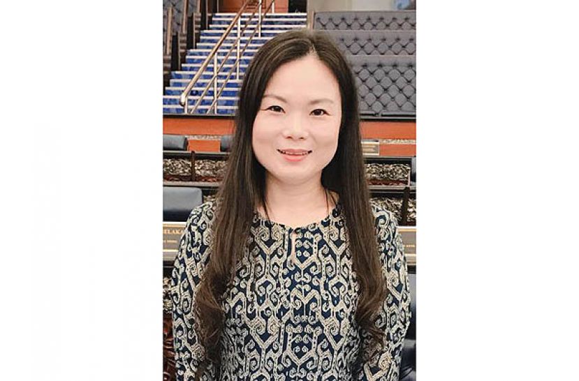 国会後座议员理事会（BBC）署理主席及二届国会议员的刘强燕。