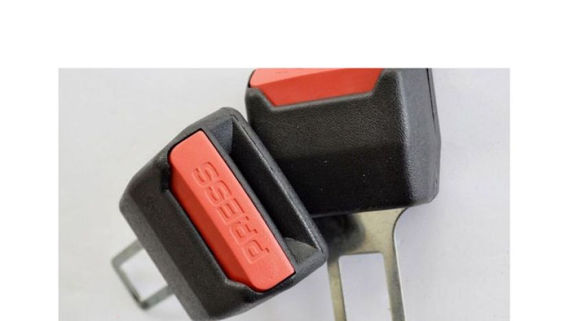 陆兆福：拟与内贸部商讨　禁止出售假安全带扣