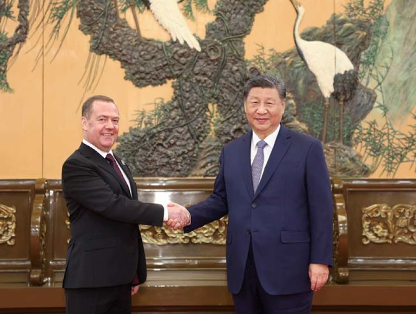 ●习近平会见普京心腹麦维德夫，声称中方推动俄乌局势缓和。