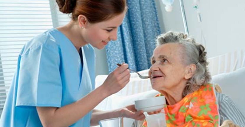 吞咽练习摆脱 &ldquo;大象鼻&rdquo;　重享食物真滋味