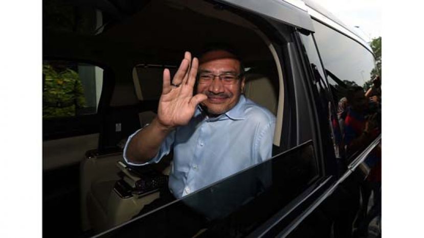 外交部长拿督斯里希山慕丁为国阵新任总财政。