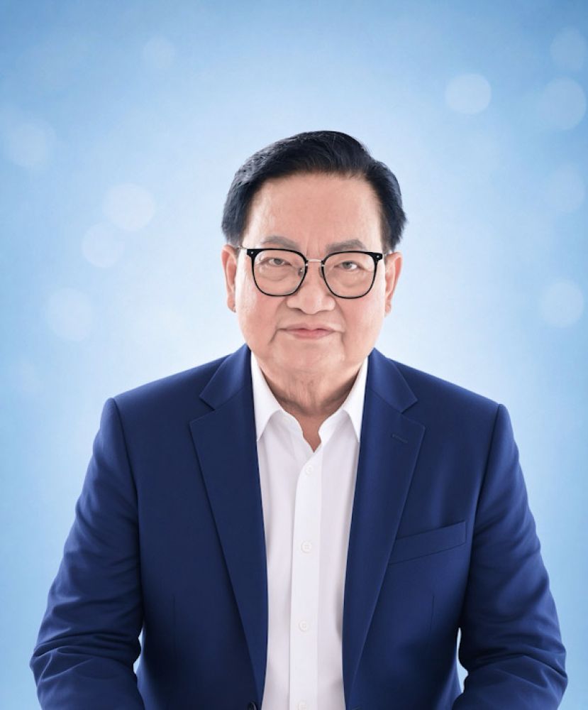 斯木省华总会长兼成邦江中华总商会拿督吴标生博士。