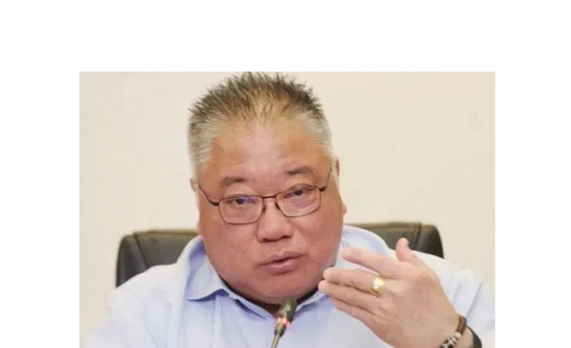 拿督斯里张庆信。