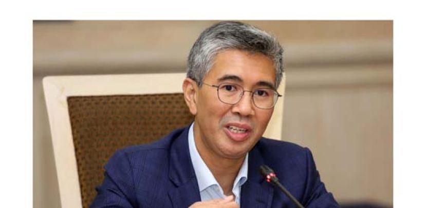 财政部长拿督斯里扎夫鲁。