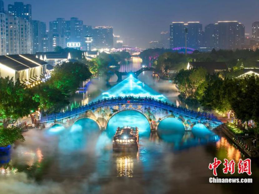 南塘夜游。