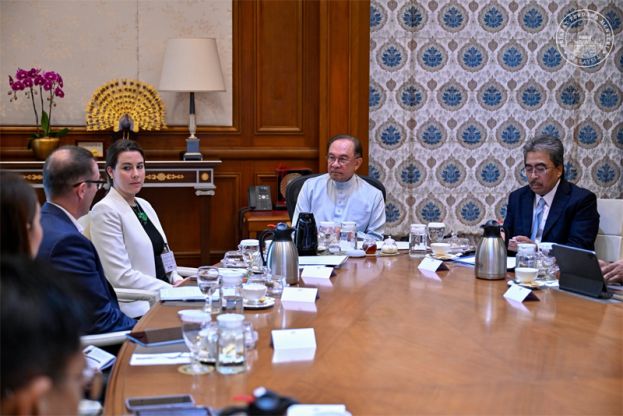 安华：大马将参与由法国总统马克龙和英国首相斯塔默 关于霍尔木兹海峡国际会谈