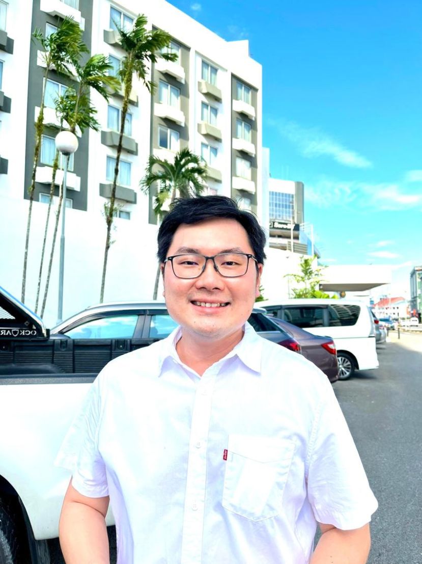 人联党古晋支部青年团长黄笃荣。