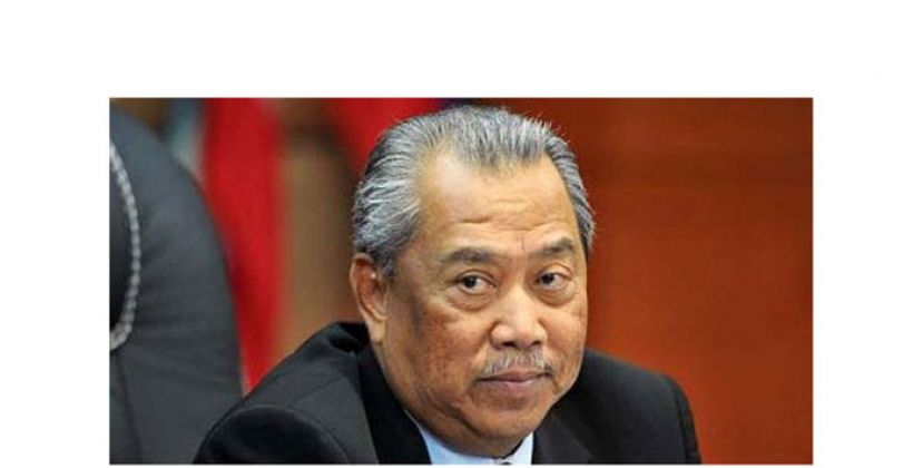 首相丹斯里慕尤丁。