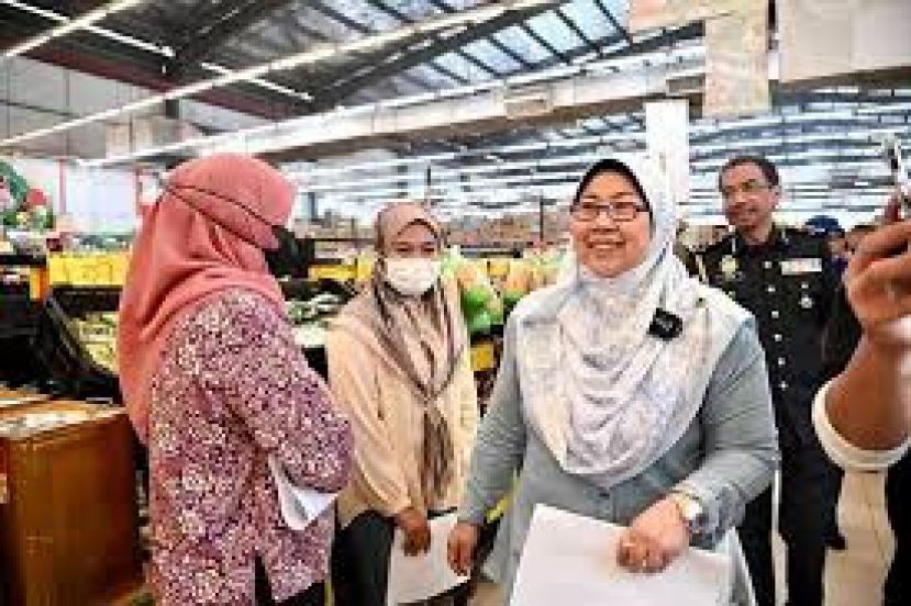 傅芝雅呼吁公众勿轻信商品8月份上涨20%的传言而感到恐慌