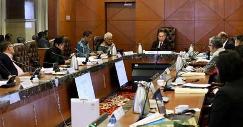 ●旺朱乃迪主持反跳槽法案国会特委员会。