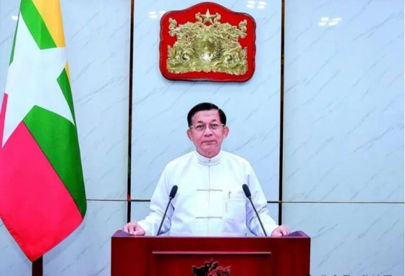 缅甸军政府领导人敏昂莱当选总统。