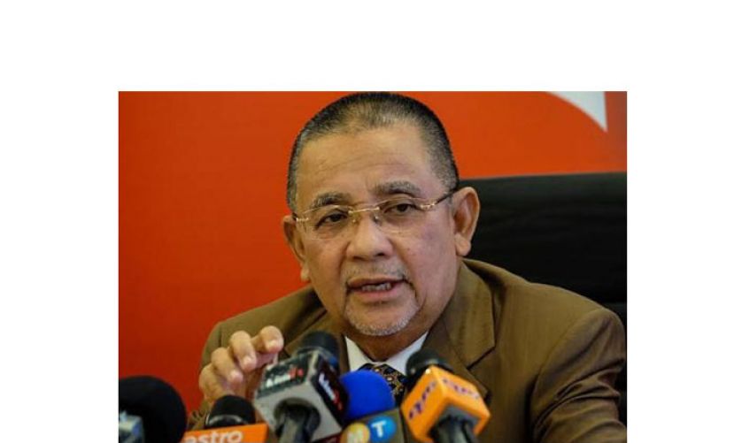 丹斯里莫哈末依沙。