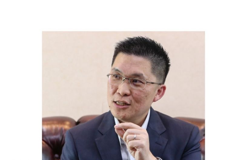 教育部副部长黄家和。