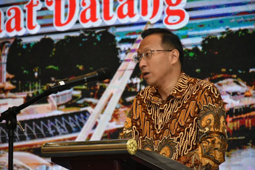 中国驻马大使馆公使唐锐。