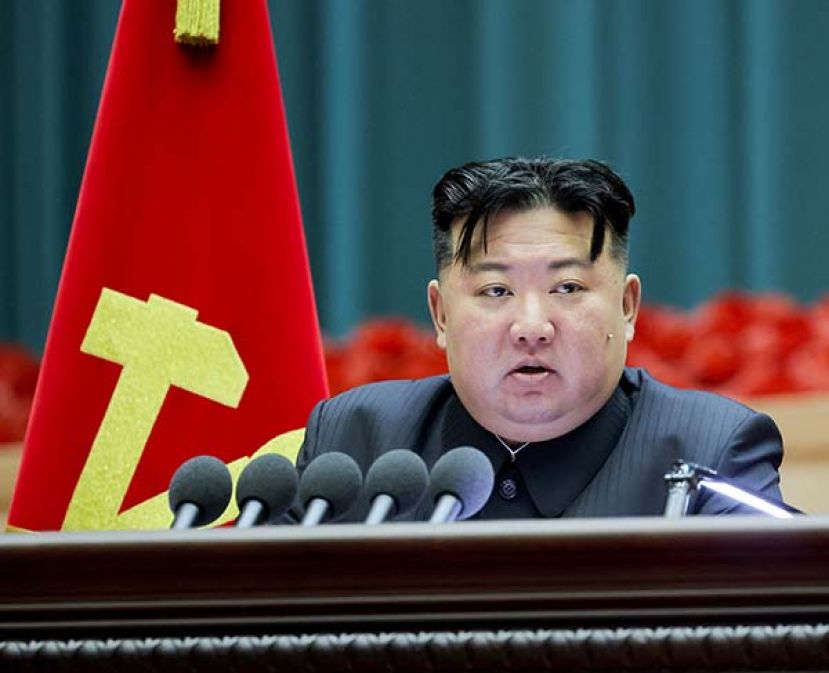 ●金正恩出席第5届全国母亲大会，致词时罕见落下男儿泪。