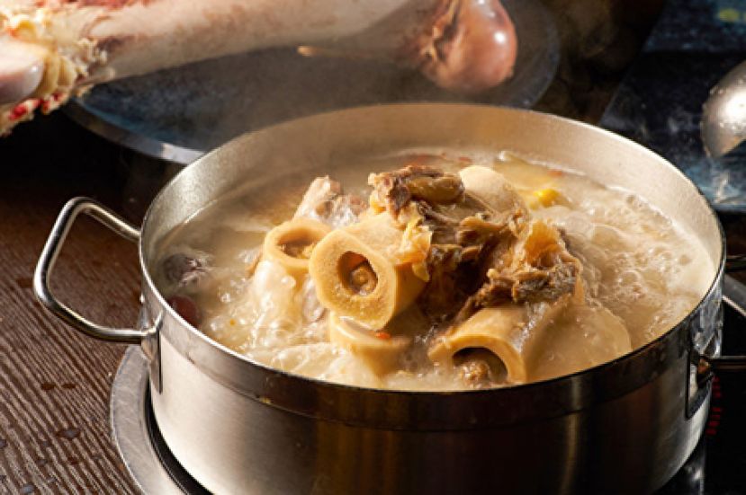 喝大骨汤可以补钙 预防骨质疏松？