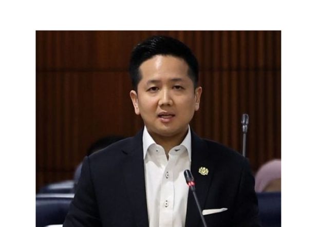 天然资源及环境永续部长亚瑟古律。