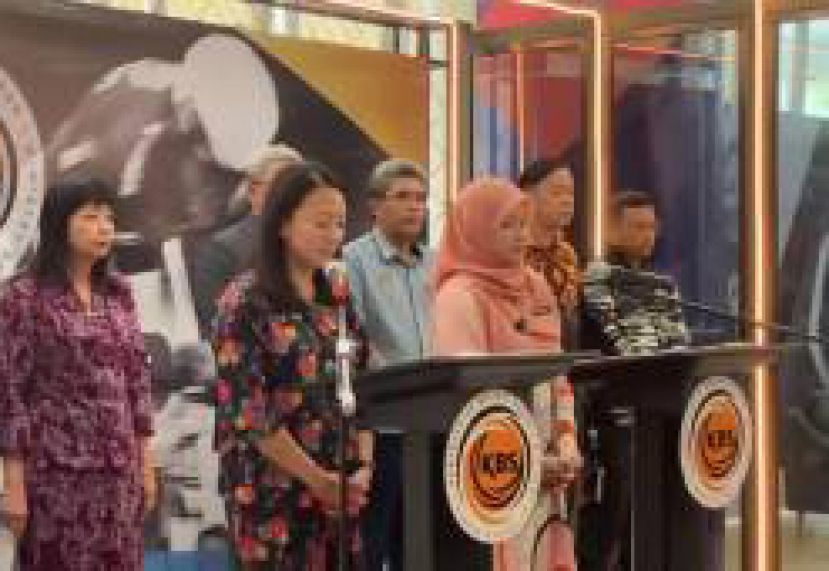 掌掴2名女学生球员的排球队教练 排总取消其教练执照