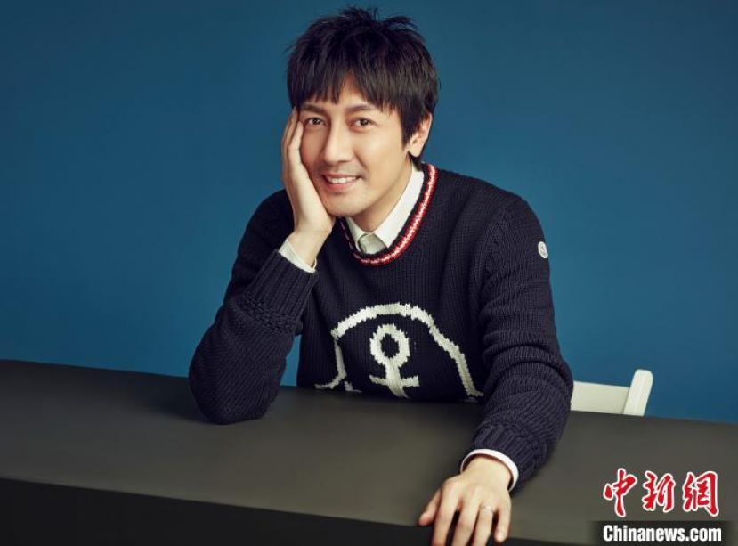 演员张鲁一。