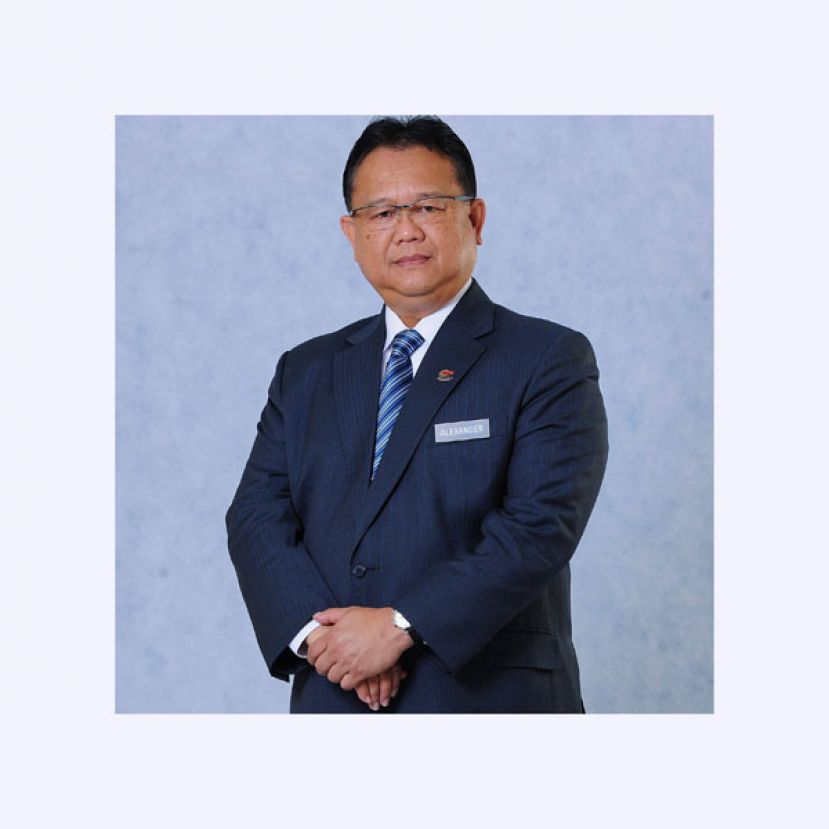 加帛区国会议员拿督亚历山大南达林奇。