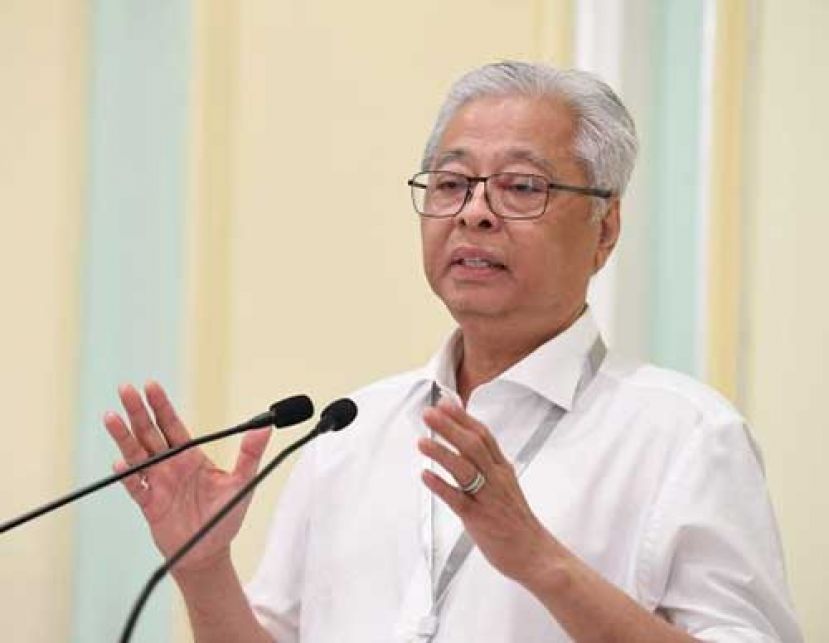 ●拿督斯里依斯迈沙比里。