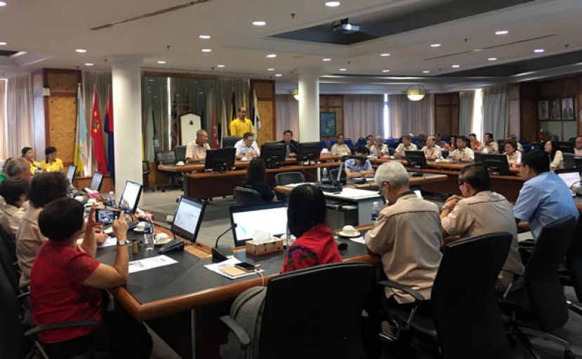 IPeople及SEB cares手机应用程序使用说明会一瞥。