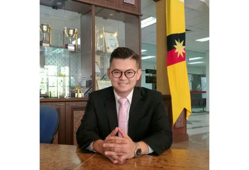 古晋市国会议员俞利文。