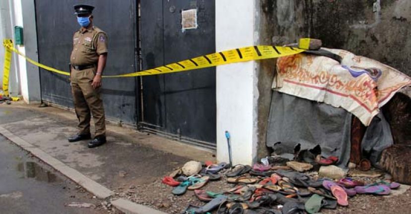 科伦坡发生踩踏事件，造成3名妇女死亡，至少9人重伤。