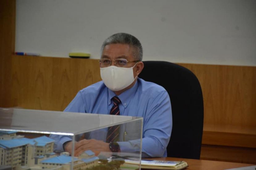 卫生部长拿督斯里阿汉巴巴。