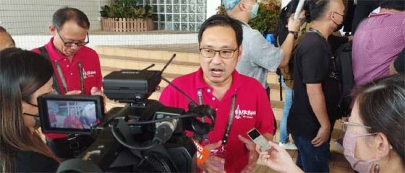 砂行动党实旦宾区候选人张健仁向媒体发表谈话时摄。
