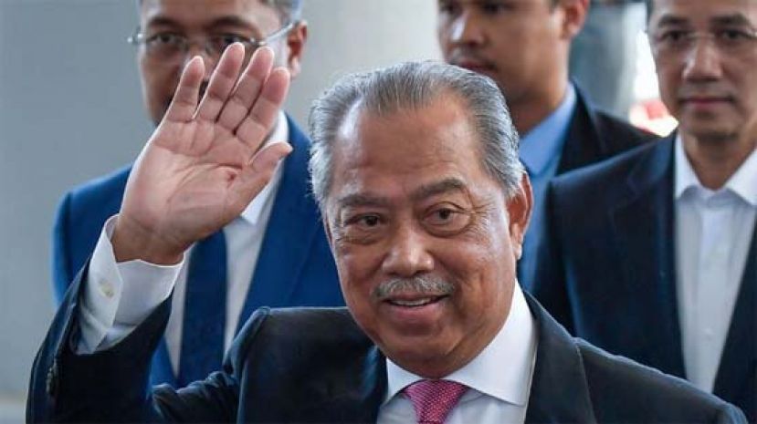 前首相丹斯里慕尤丁。
