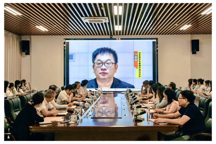 马来西亚东盟商务协会会长刘振国视频致辞。